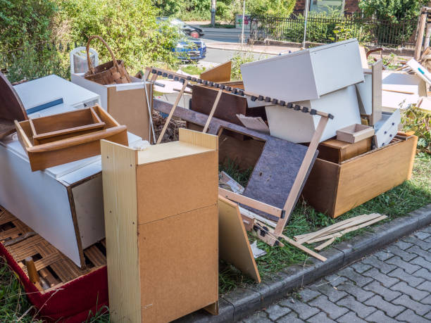 Best Mattress Removal Service  in Crestwood, KY